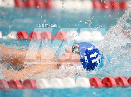 Thumbnail 2 in Coaches Invitational photogallery.