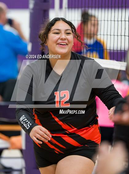 Thumbnail 1 in Yerington vs. Wells (Yerington Tournament) photogallery.