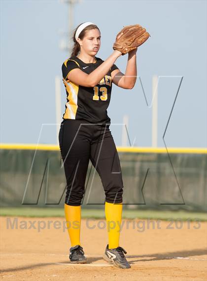 Thumbnail 1 in Immaculate Heart Academy vs. St. John-Vianney (NJSIAA Non-Public A Final) photogallery.