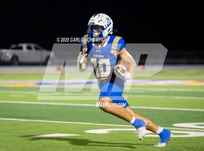 Thumbnail 2 in Marion @ Lago Vista photogallery.