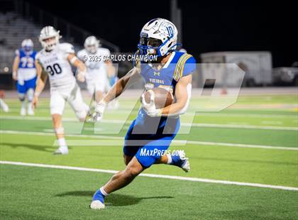 Thumbnail 3 in Marion @ Lago Vista photogallery.
