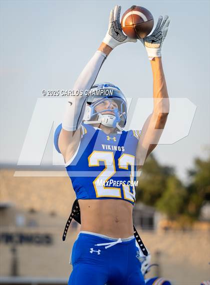 Thumbnail 2 in Marion @ Lago Vista photogallery.