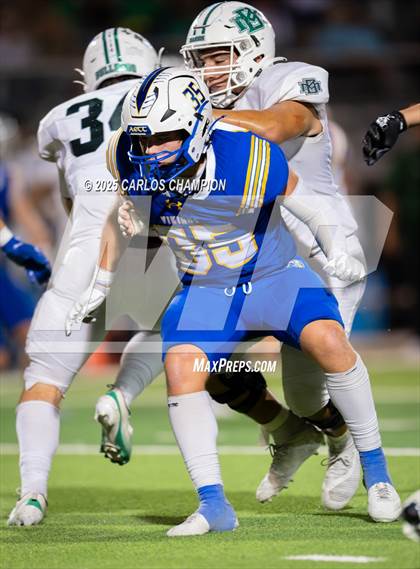 Thumbnail 3 in Marion @ Lago Vista photogallery.
