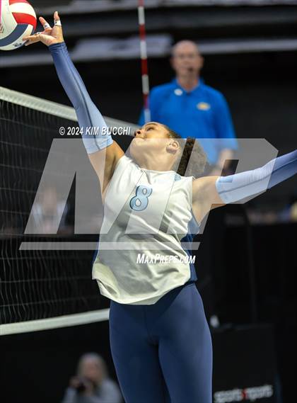 Thumbnail 1 in Winfield vs. Frankfort (WVSSAC Class AAA Quarterfinal) photogallery.