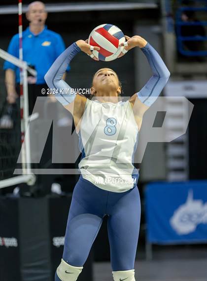 Thumbnail 2 in Winfield vs. Frankfort (WVSSAC Class AAA Quarterfinal) photogallery.