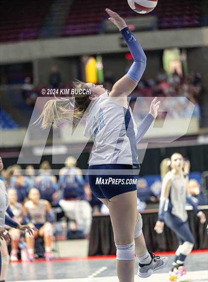 Thumbnail 2 in Winfield vs. Frankfort (WVSSAC Class AAA Quarterfinal) photogallery.