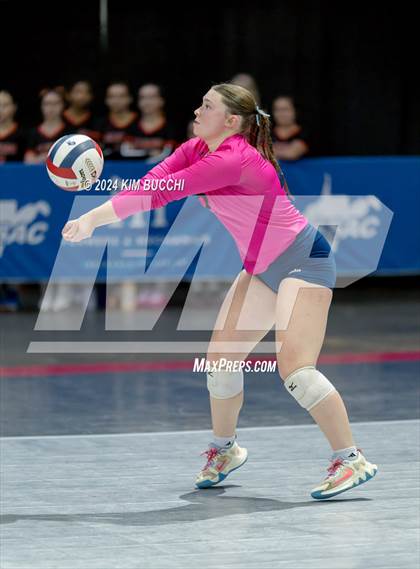 Thumbnail 2 in Winfield vs. Frankfort (WVSSAC Class AAA Quarterfinal) photogallery.