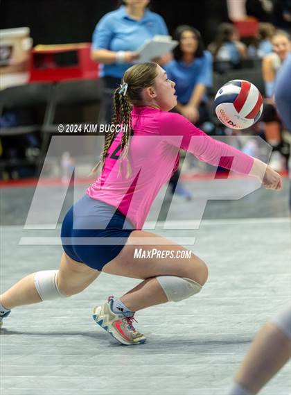Thumbnail 2 in Winfield vs. Frankfort (WVSSAC Class AAA Quarterfinal) photogallery.