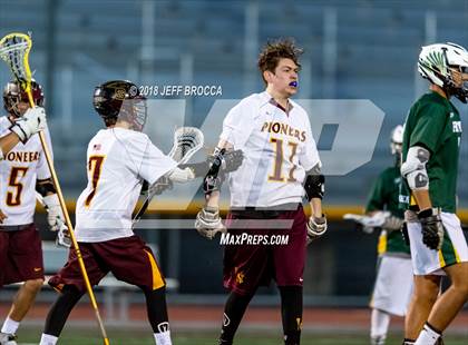 Thumbnail 2 in Royal @ Simi Valley photogallery.