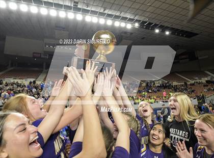 Thumbnail 1 in Sunrise Mountain vs Canyon View (AIA 5A Final Awards) photogallery.