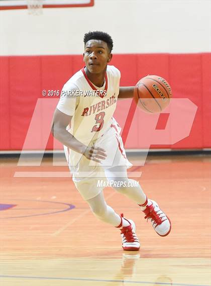 Thumbnail 1 in Riverside Academy vs South Plaquemines (Country Day Cajun Holiday Classic) photogallery.