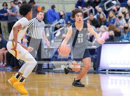 Thumbnail 3 in O'Dea vs Gig Harbor (WIAA 3A Regional Playoff) photogallery.