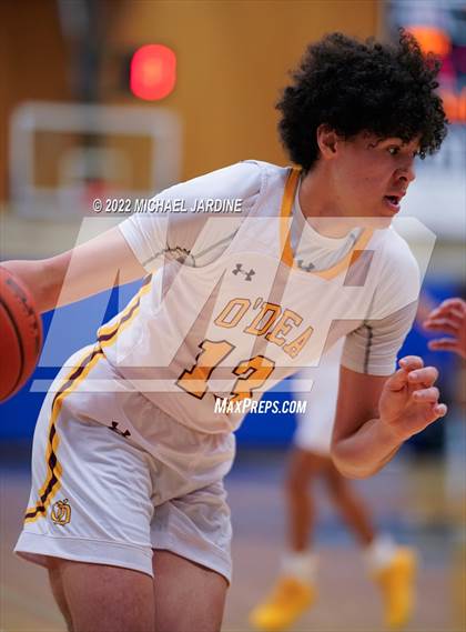 Thumbnail 3 in O'Dea vs Gig Harbor (WIAA 3A Regional Playoff) photogallery.