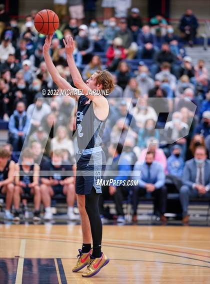 Thumbnail 1 in O'Dea vs Gig Harbor (WIAA 3A Regional Playoff) photogallery.