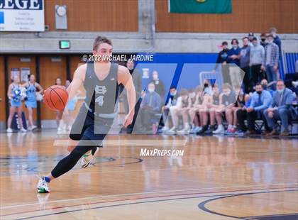 Thumbnail 3 in O'Dea vs Gig Harbor (WIAA 3A Regional Playoff) photogallery.