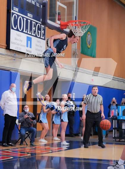 Thumbnail 1 in O'Dea vs Gig Harbor (WIAA 3A Regional Playoff) photogallery.