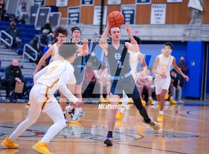Thumbnail 1 in O'Dea vs Gig Harbor (WIAA 3A Regional Playoff) photogallery.