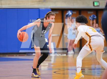 Thumbnail 1 in O'Dea vs Gig Harbor (WIAA 3A Regional Playoff) photogallery.