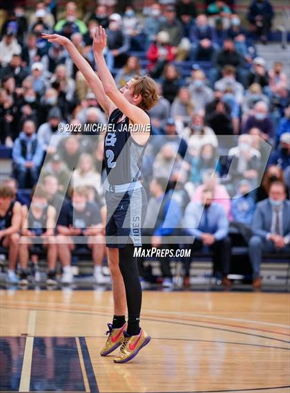 Thumbnail 2 in O'Dea vs Gig Harbor (WIAA 3A Regional Playoff) photogallery.