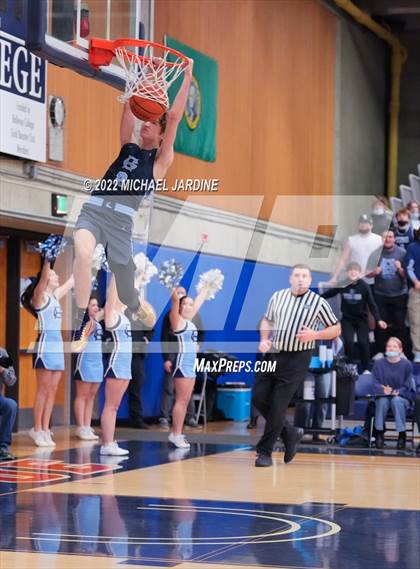 Thumbnail 1 in O'Dea vs Gig Harbor (WIAA 3A Regional Playoff) photogallery.