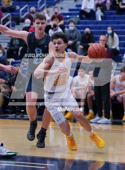 Thumbnail 2 in O'Dea vs Gig Harbor (WIAA 3A Regional Playoff) photogallery.