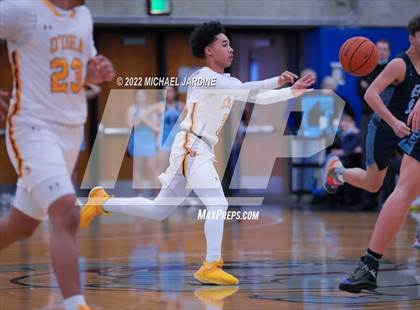 Thumbnail 2 in O'Dea vs Gig Harbor (WIAA 3A Regional Playoff) photogallery.