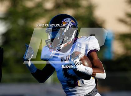 Thumbnail 3 in FR: Elite @ Oak Ridge photogallery.