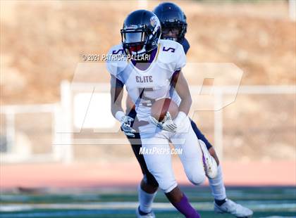 Thumbnail 2 in FR: Elite @ Oak Ridge photogallery.