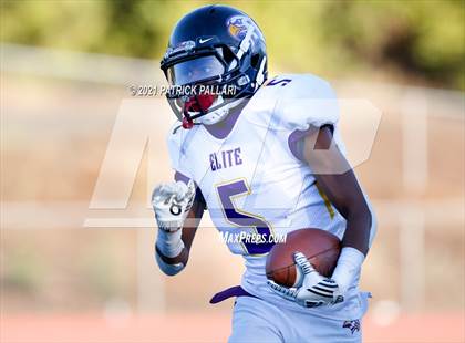 Thumbnail 2 in FR: Elite @ Oak Ridge photogallery.