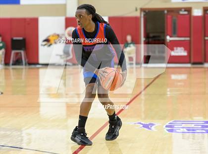 Thumbnail 3 in Highland vs. Centennial (Hoophall West Tournament) photogallery.