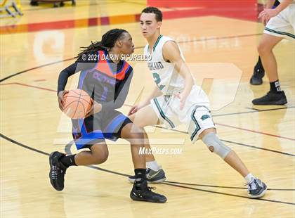Thumbnail 2 in Highland vs. Centennial (Hoophall West Tournament) photogallery.