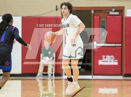 Thumbnail 1 in Highland vs. Centennial (Hoophall West Tournament) photogallery.