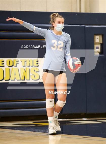 Thumbnail 2 in Hillsdale @ Oak Ridge (CIF State D1 NorCal Regional Final) photogallery.