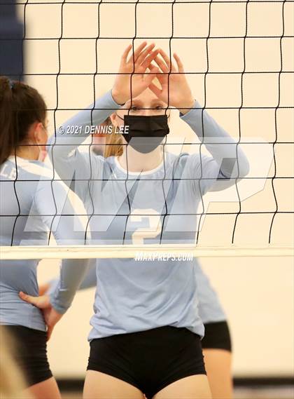 Thumbnail 1 in Hillsdale @ Oak Ridge (CIF State D1 NorCal Regional Final) photogallery.