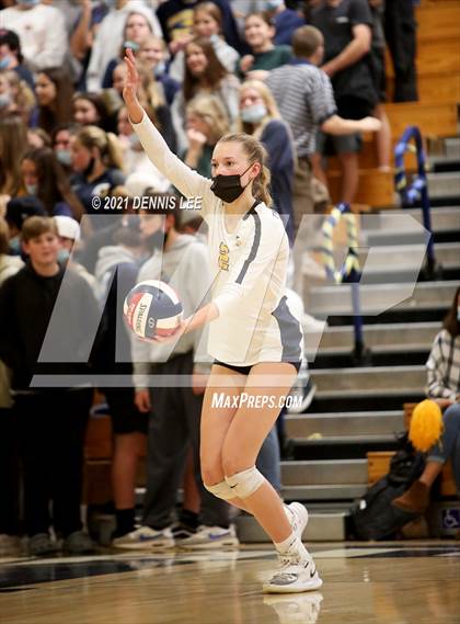 Thumbnail 3 in Hillsdale @ Oak Ridge (CIF State D1 NorCal Regional Final) photogallery.