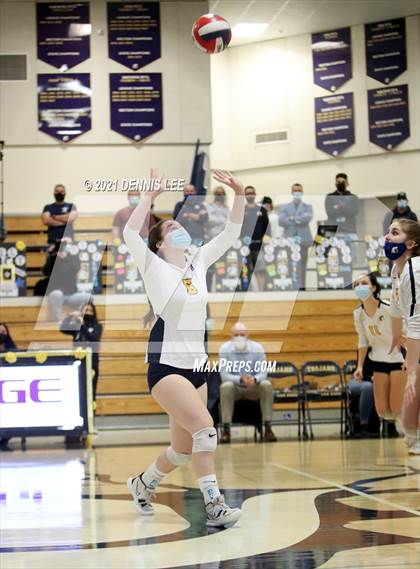 Thumbnail 3 in Hillsdale @ Oak Ridge (CIF State D1 NorCal Regional Final) photogallery.