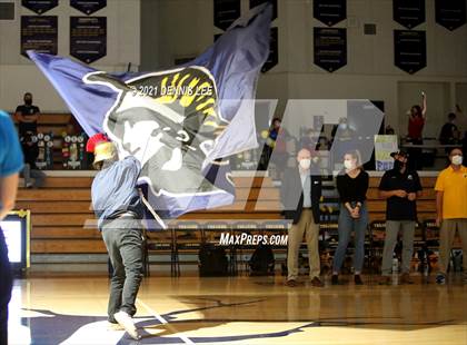 Thumbnail 2 in Hillsdale @ Oak Ridge (CIF State D1 NorCal Regional Final) photogallery.