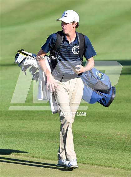 Thumbnail 2 in AIA Division I Finals photogallery.