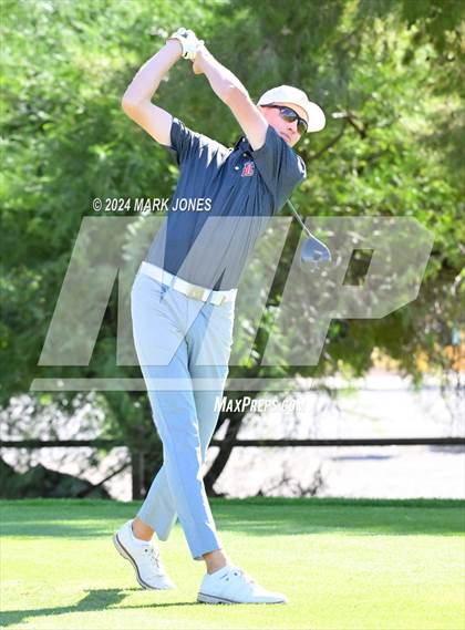 Thumbnail 2 in AIA Division I Finals photogallery.