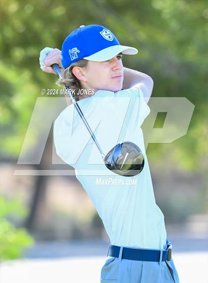 Thumbnail 2 in AIA Division I Finals photogallery.