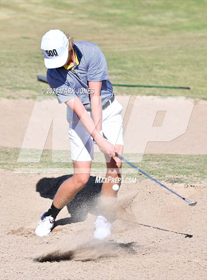 Thumbnail 3 in AIA Division I Finals photogallery.
