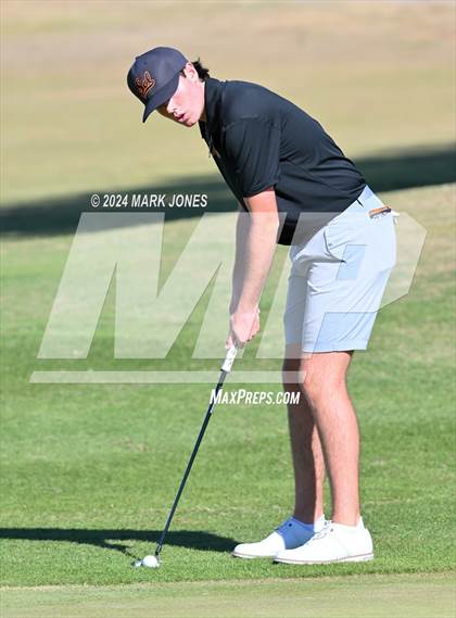 Thumbnail 3 in AIA Division I Finals photogallery.