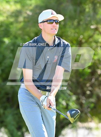 Thumbnail 2 in AIA Division I Finals photogallery.