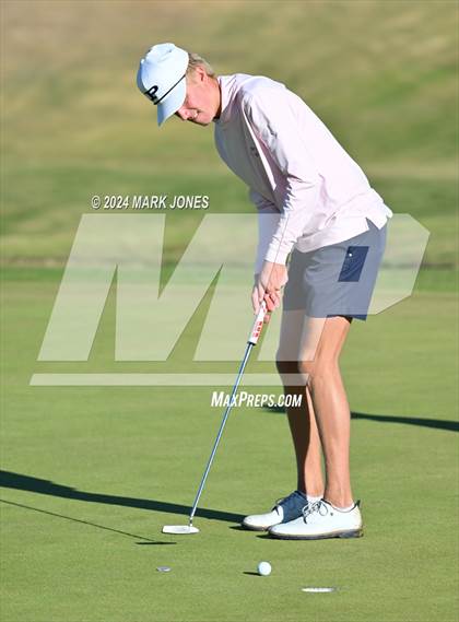Thumbnail 2 in AIA Division I Finals photogallery.