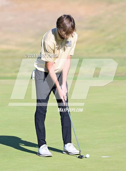 Thumbnail 1 in AIA Division I Finals photogallery.