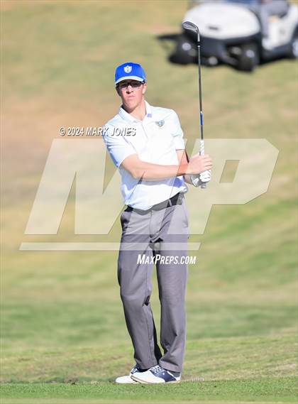 Thumbnail 3 in AIA Division I Finals photogallery.