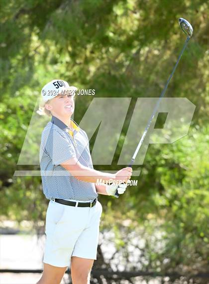 Thumbnail 3 in AIA Division I Finals photogallery.