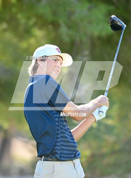 Thumbnail 3 in AIA Division I Finals photogallery.