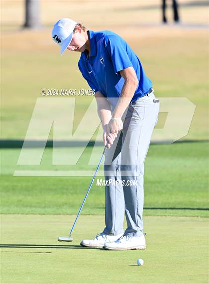 Thumbnail 1 in AIA Division I Finals photogallery.