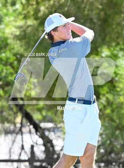 Thumbnail 1 in AIA Division I Finals photogallery.